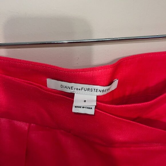 DIANE VON FURSTENBERG DVF Shimmer Coral Pink Wrap Tie Sheen Shorts US 6 - Picture 8 of 9